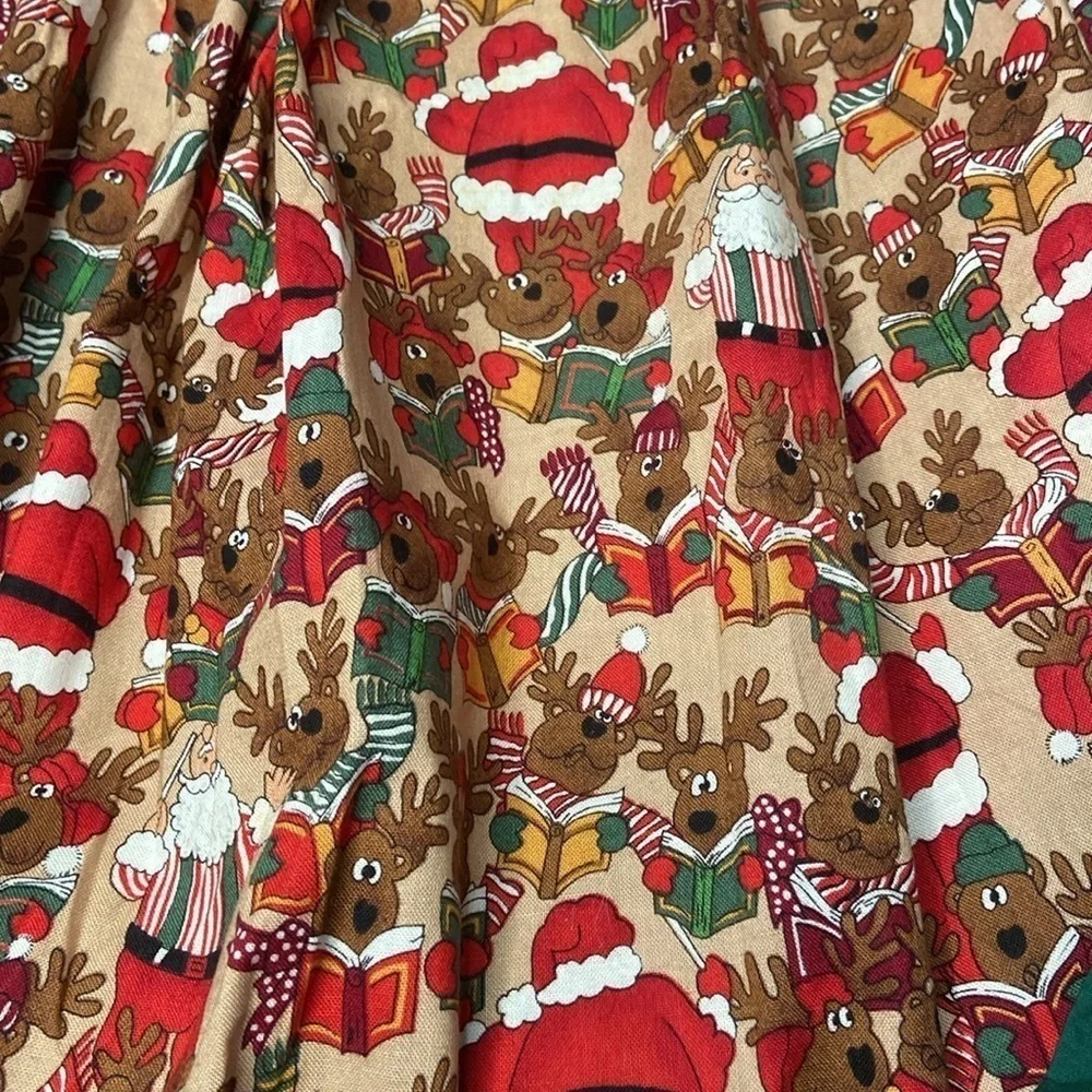 Vintage Handmade Christmas Apron Santa Reindeer Print Tie Back Red Green